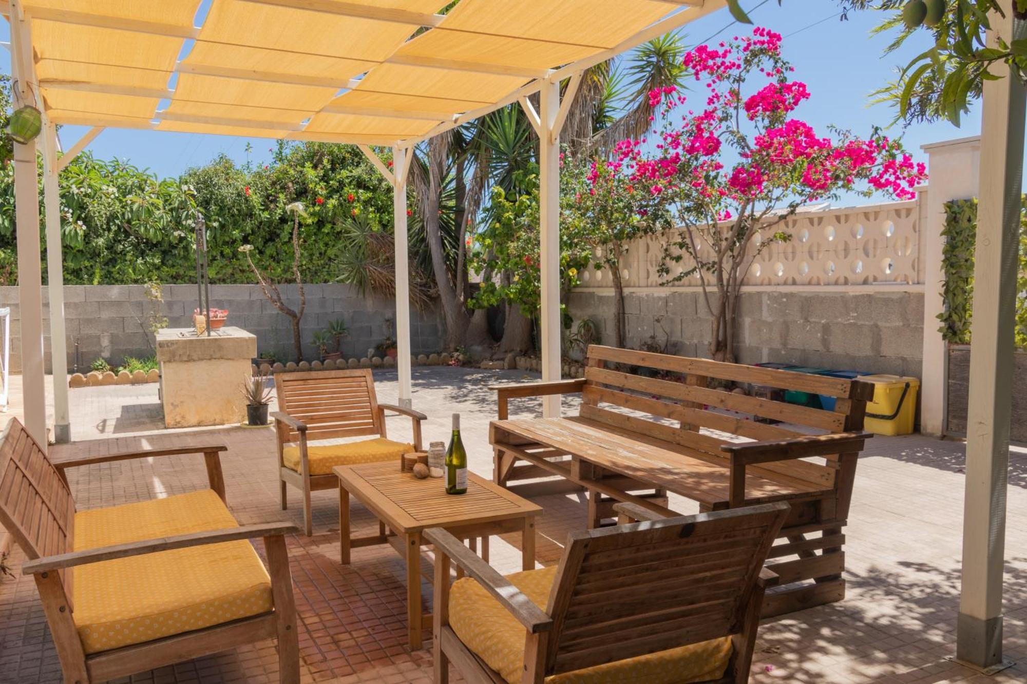 גראנלי Amaris Mango Seafront Villa מראה חיצוני תמונה